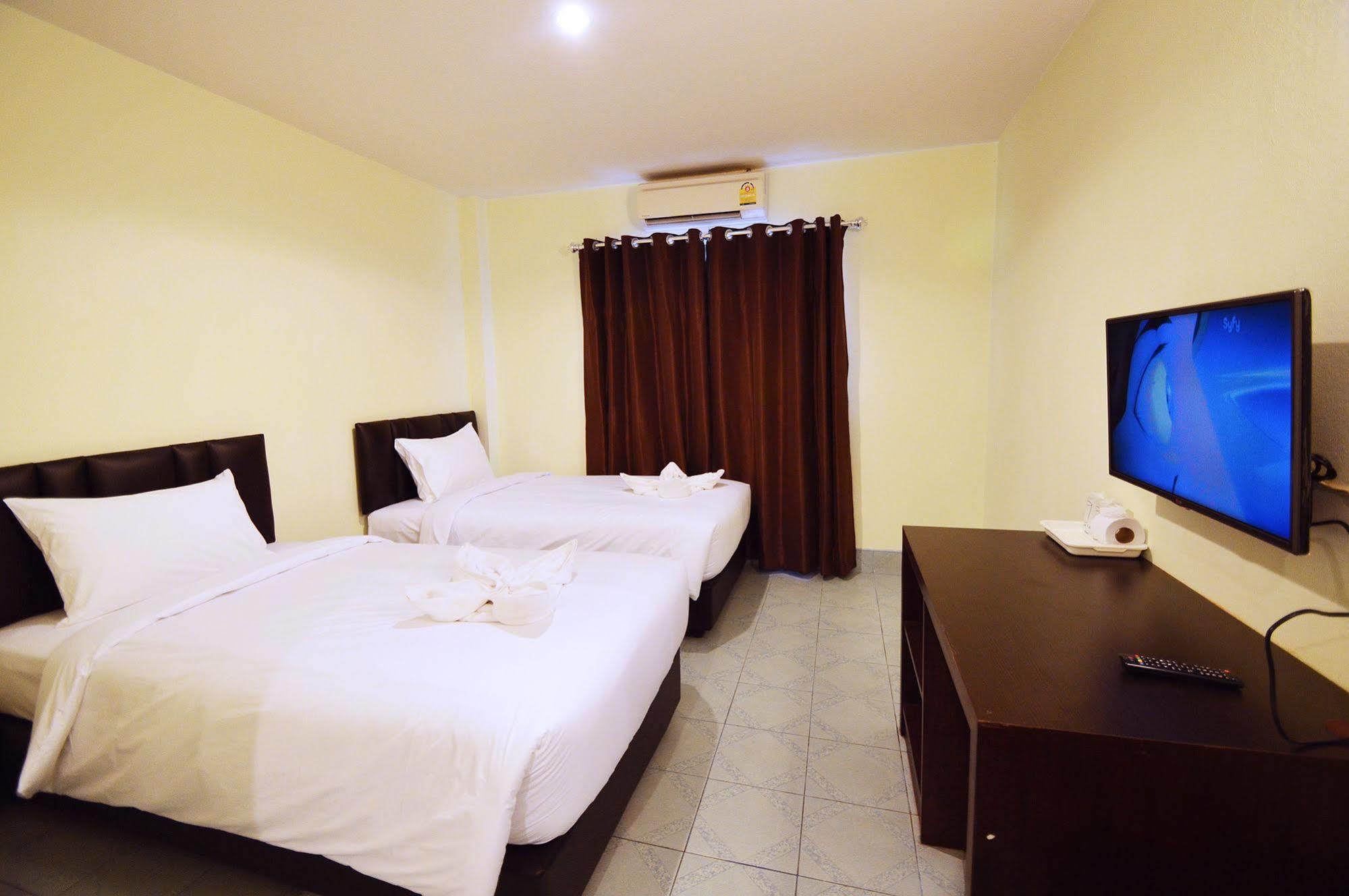 Paripas Express Patong Hotel Eksteriør billede